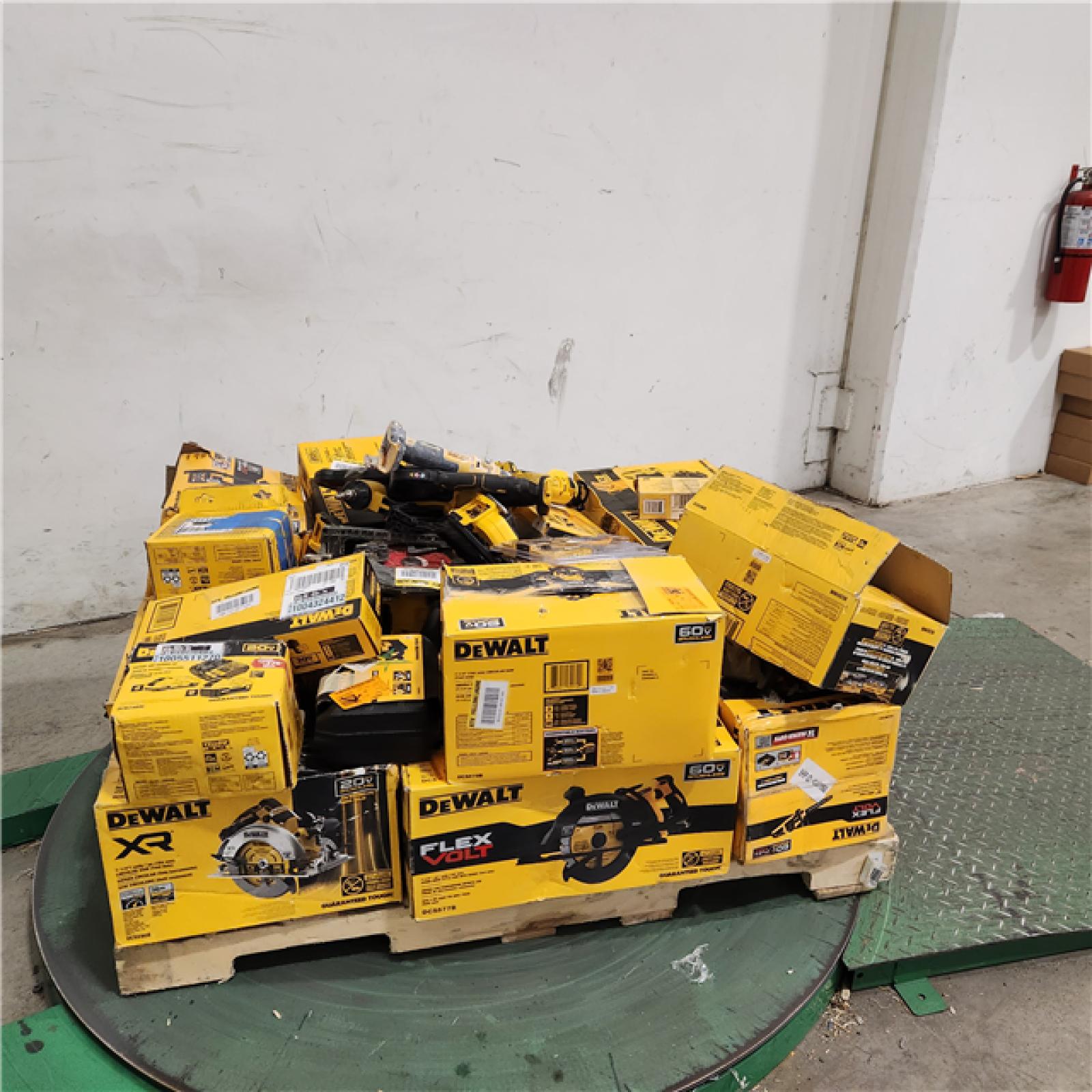 Dallas Location - As-Is DEWALT Tool Pallet