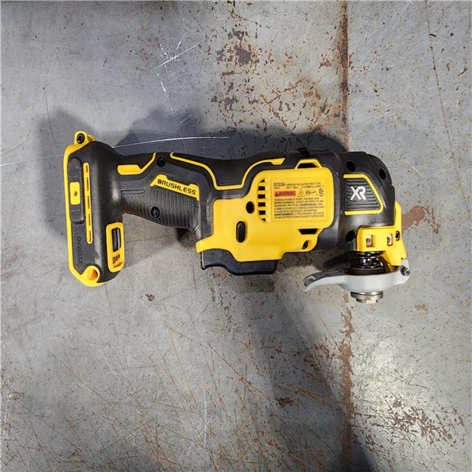 HOUSTON LOCATION - AS-IS (APPEARS LIKE NEW) DEWALT 20V MAX XR Cordless Brushless 3-Speed Oscillating Multi Tool with (1) 20V 1.5Ah Battery and Charger