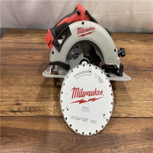 AS-IS MILWAUKEE M18 18V Lithium-Ion Brushless Cordless 7-1/4 in. Circular Saw (Tool-Only)