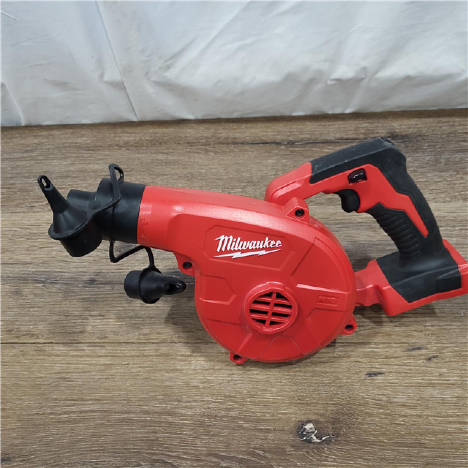 AS-IS Milwaukee M18 18-Volt Lithium-Ion Cordless Compact Blower (Tool-Only)