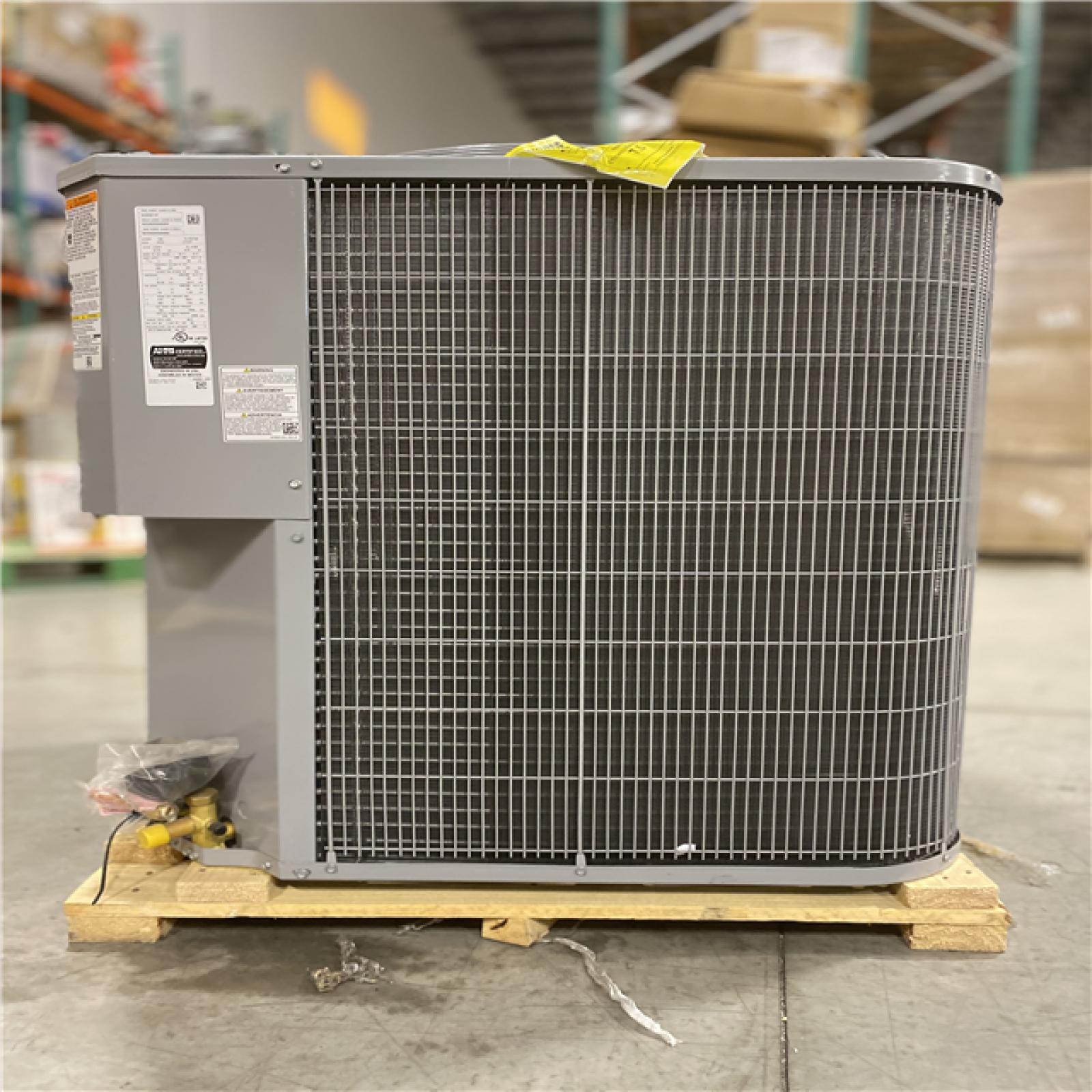 DALLAS LOCATION -  Smartcomfort® by Carrier 5 Ton 14.3 Seer2 Heat Pump