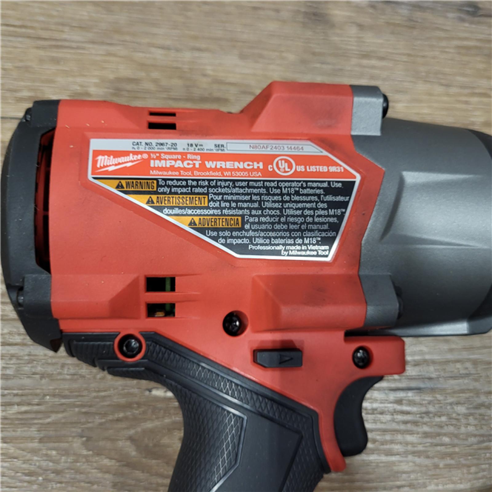 AS-IS Milwaukee M18 1/2 in. Cordless Brushless High Torque Impact Wrench Kit (Battery & Charger)