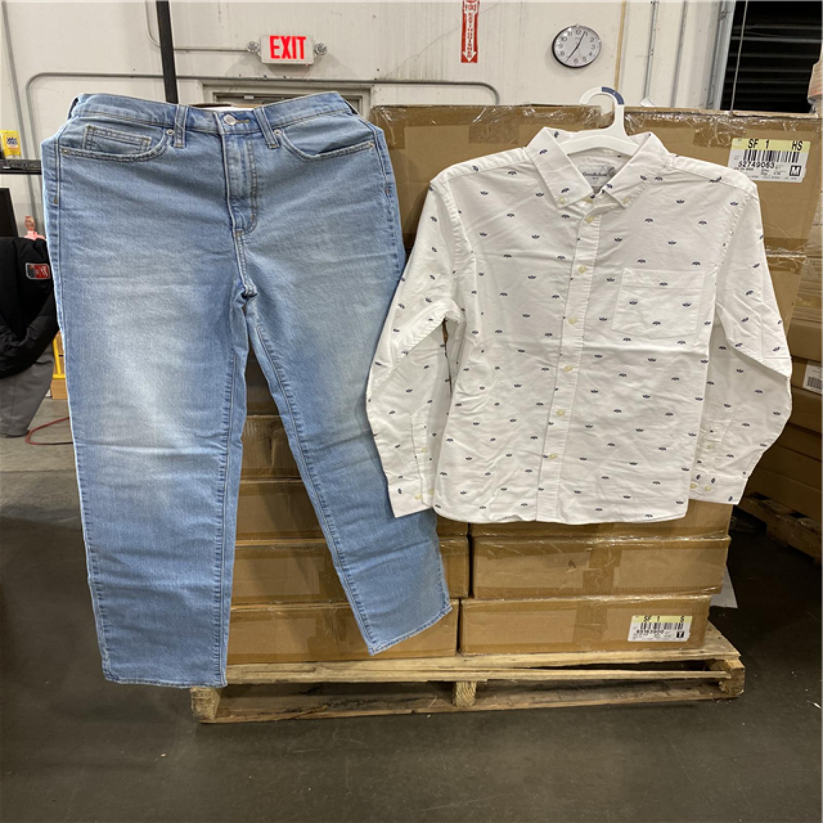 DALLAS LOCATION - NEW! MIXED CLOTHING PALLET