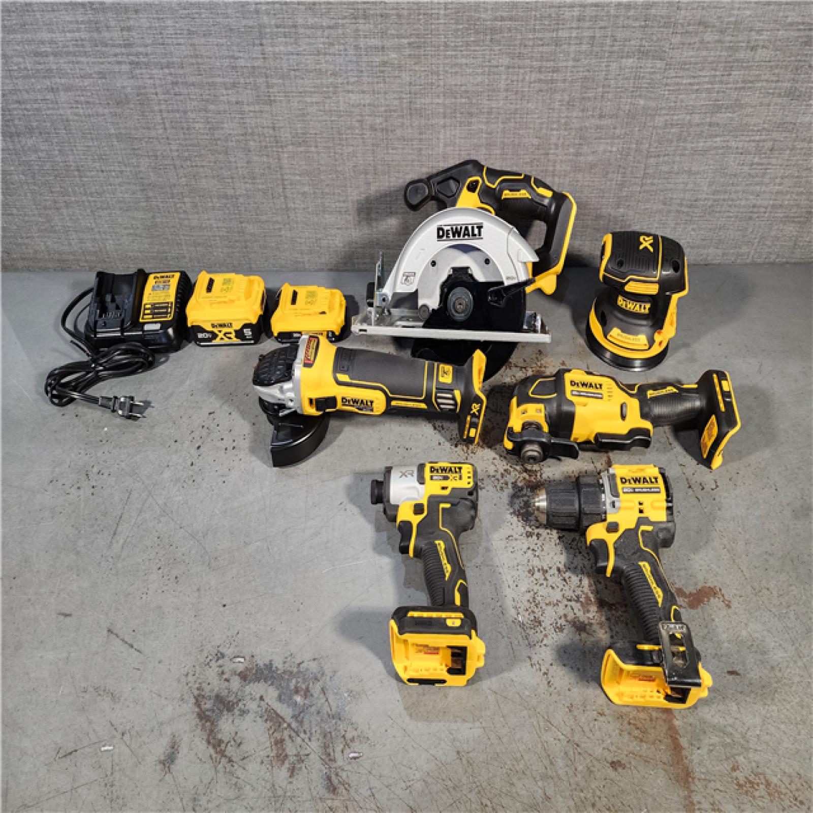 HOUSTON LOCATION - AS-IS Dewalt 20-Volt MAX ToughSystem Lithium-Ion 6-Tool Cordless Combo Kit