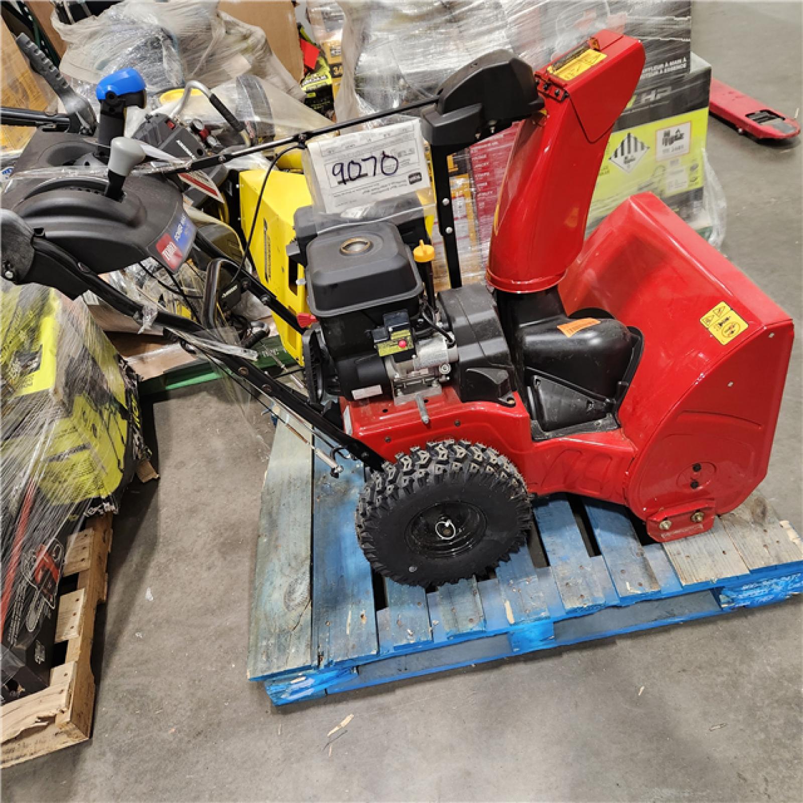 Dallas Location - As-Is Toro Power Max 824 OE 24 in. 252cc Two-Stage Electric .