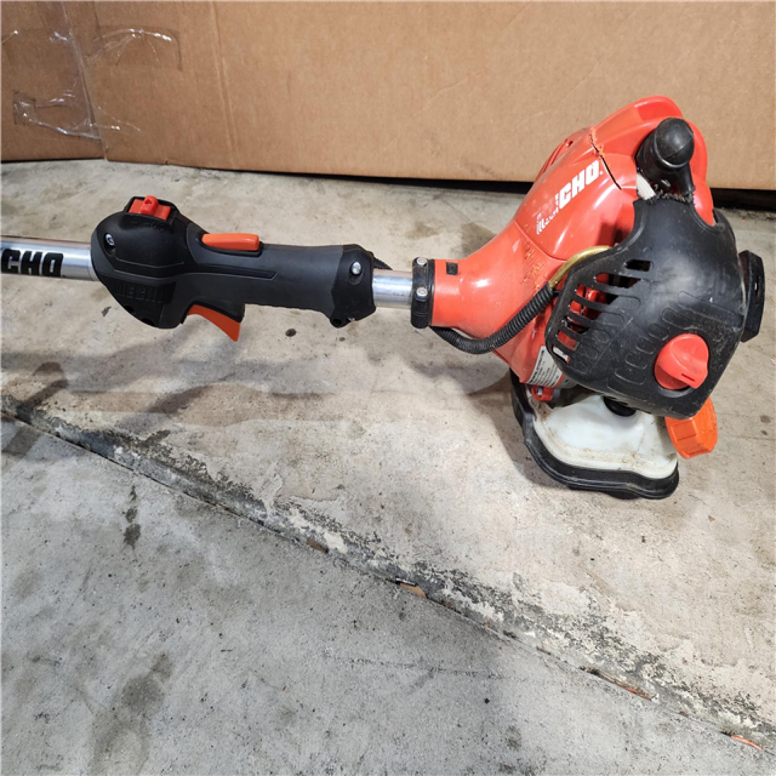 HOUSTON LOCATION - AS-IS 21.2 Cc Gas 2-Stroke Straight Shaft String Trimmer