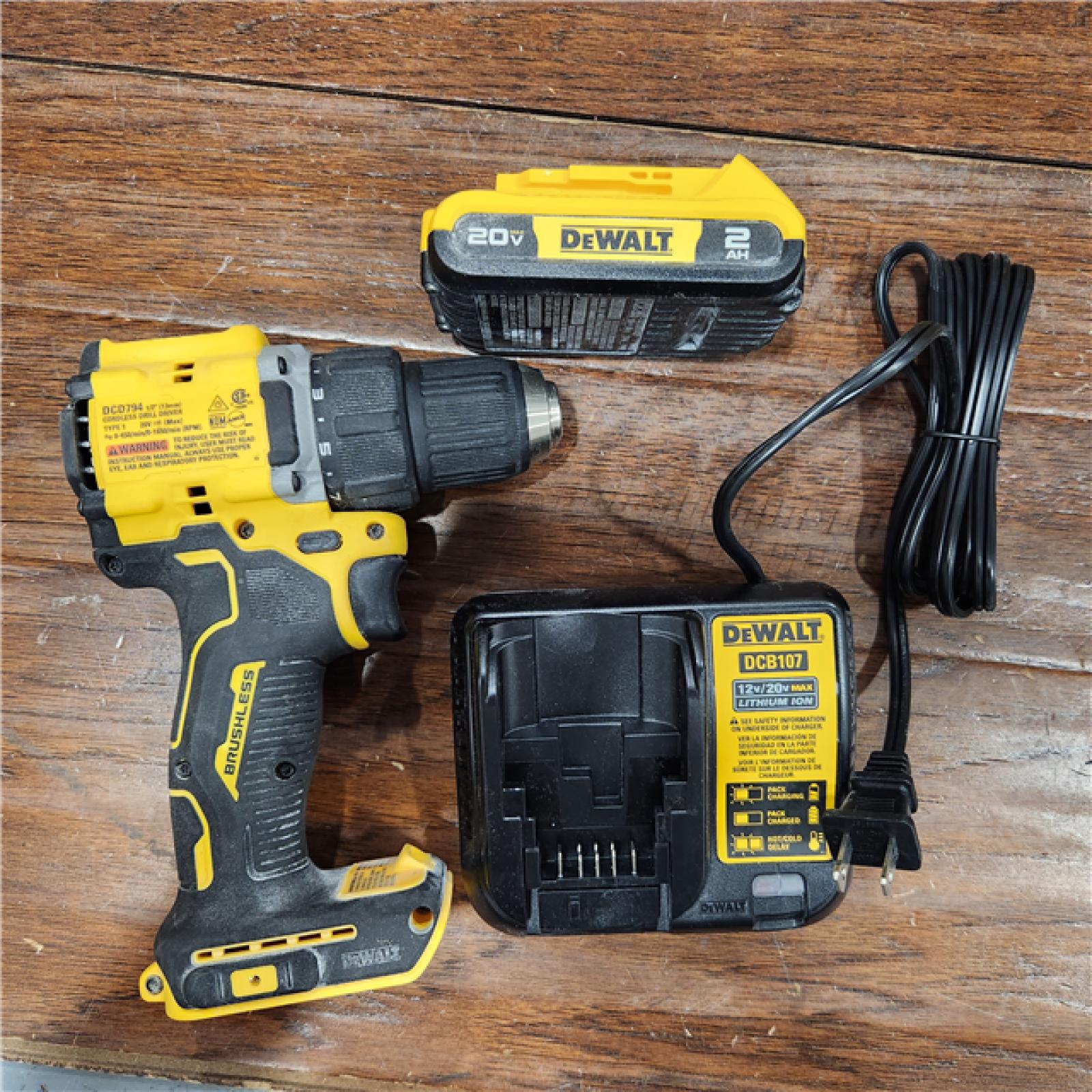 AS-IS DeWalt ATOMIC COMPACT SERIESâ„¢ 20V MAX* Brushless Cordless 1/2 in. Drill/Driver