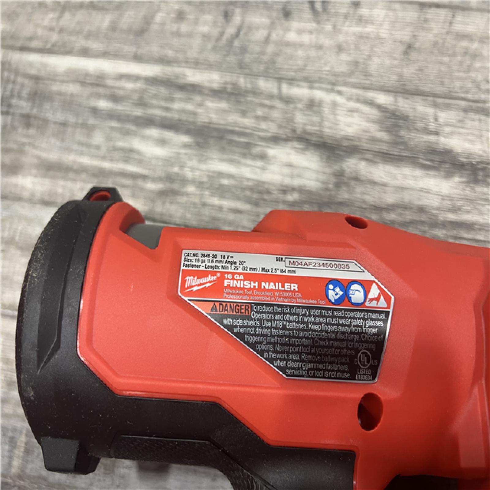 AS-IS Milwaukee 2841-20 18V Cordless Gen II 16 Gauge Angled Finish Nailer (Tool Only)