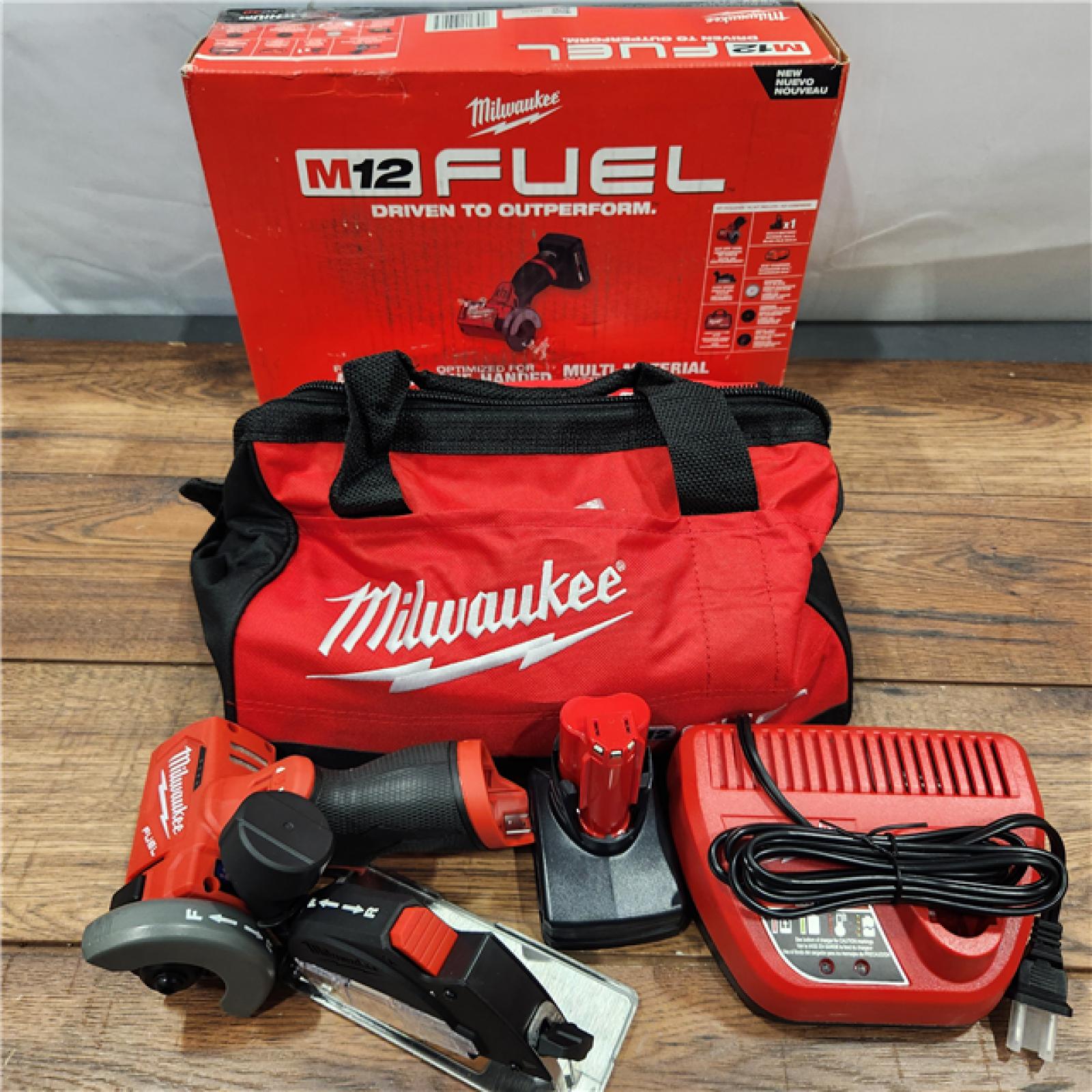 AS-IS M12 FUEL 12V 3 in. Lithium-Ion Brushless Cordless Cut Off Saw Kit with One 4.0 Ah Battery Charger and Bag