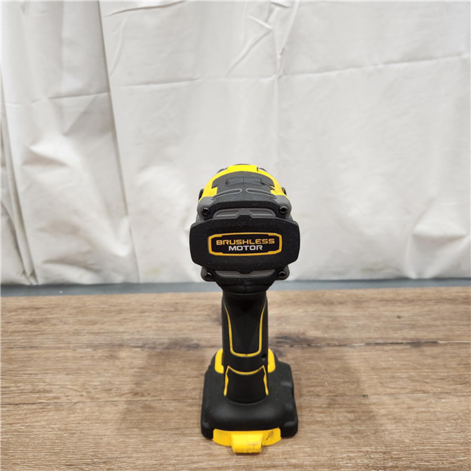 AS-IS Shell 20v Max Xr Impact Driver