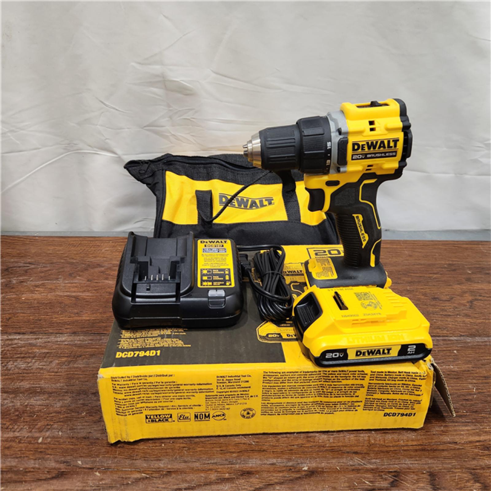 AS-IS DeWalt ATOMIC COMPACT SERIESâ„¢ 20V MAX* Brushless Cordless 1/2 in. Drill/Driver