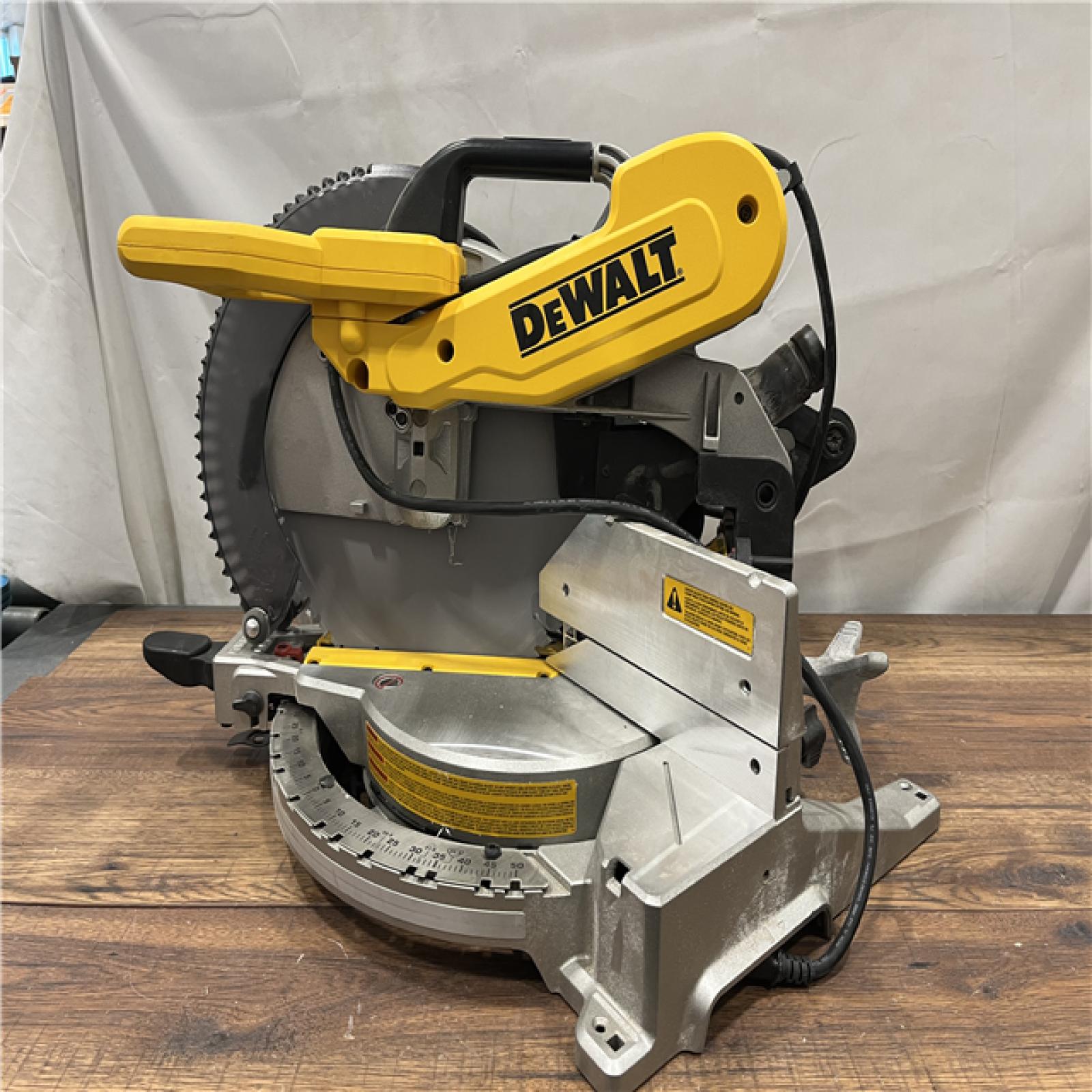 AS-IS DeWalt DCS781 54v XR FLEXVOLT Cordless Sliding Mitre Saw 305mm No Batteries No Charger No Case