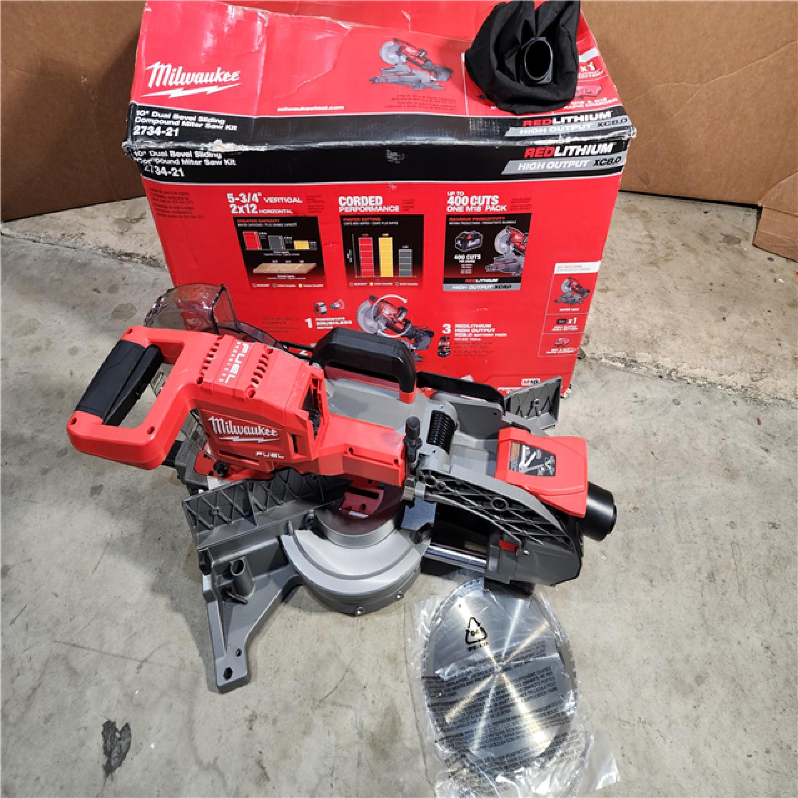 HOUSTON LOCATION - AS-IS (APPEARS LIKE NEW) M18 FUEL 18V 10 in. Lithium-Ion Brushless Cordless Dual Bevel Sliding Compound Miter Saw Kit with One 8.0 Ah Battery