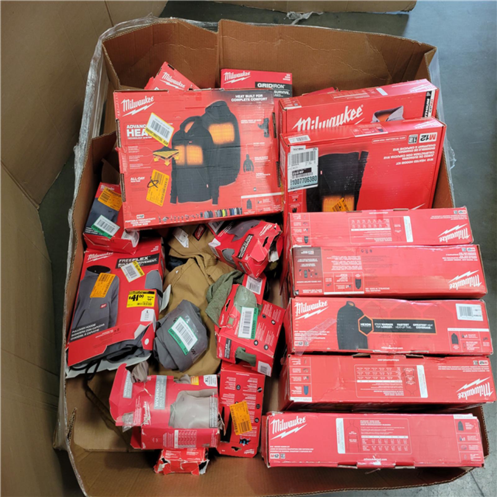 CALIFORNIA AS-IS MILWAUKEE CLOTHING PALLET