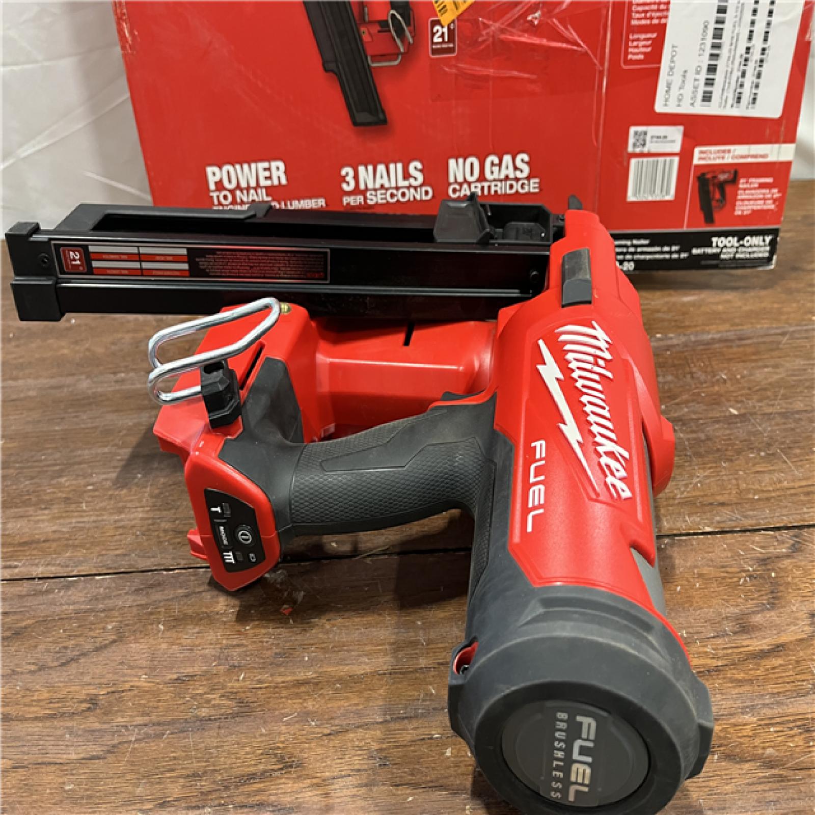 AS-ISMilwaukee 2744-20 M18 FUEL 3-1/2 in. 18-Volt 21-Degree Lithium-Ion Brushless Cordless Framing Nailer (Tool-Only) (Refurbished)