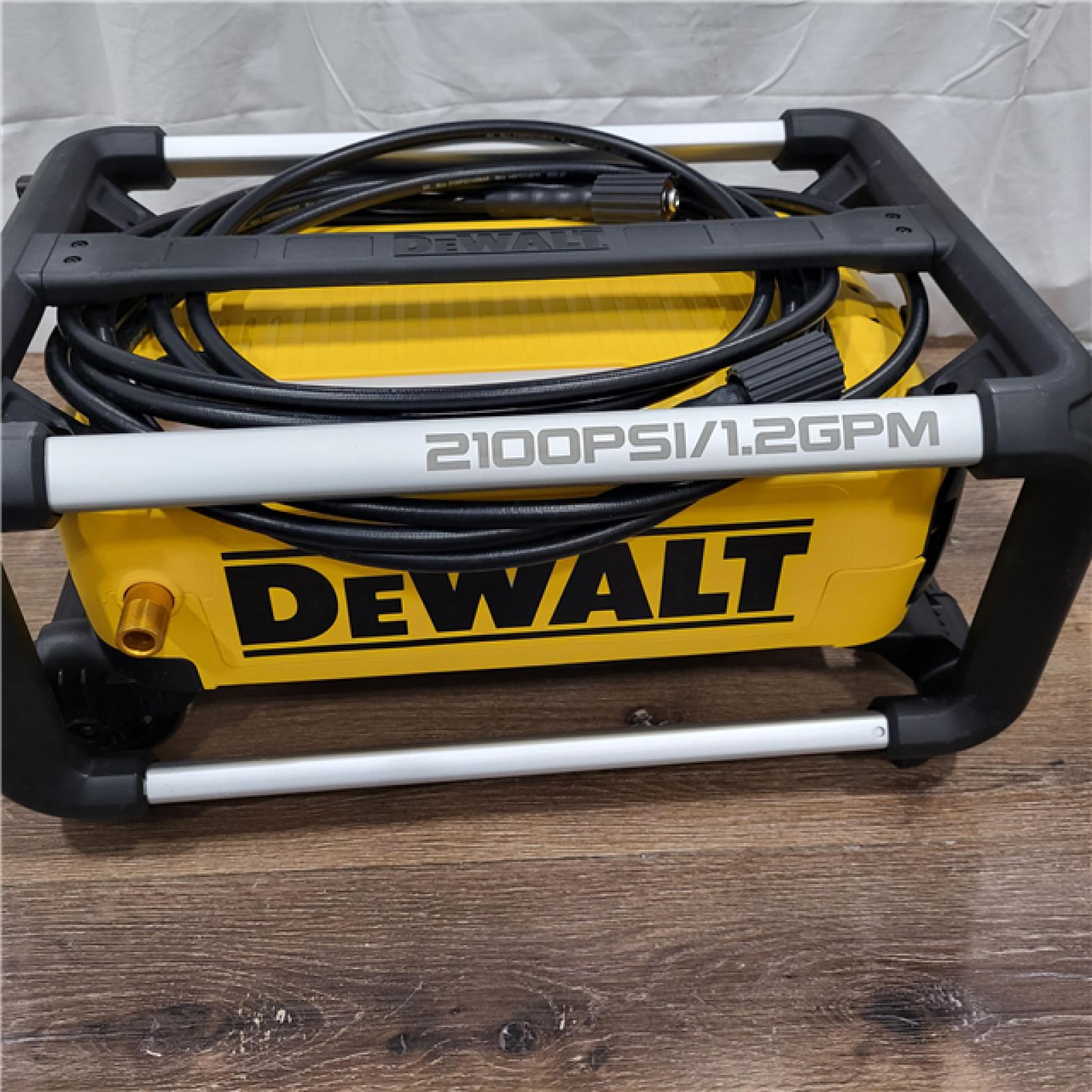 AS-IS DEWALT Electric Pressure Washer  2100 PSI  Jobsite Power Washer DWPW2100