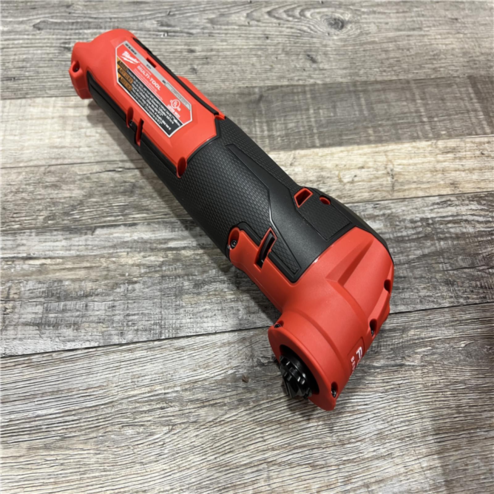 AS-IS Milwaukee M12 12V Lithium-Ion Cordless Oscillating Multi-Tool 2526-20 (Tool-Only)