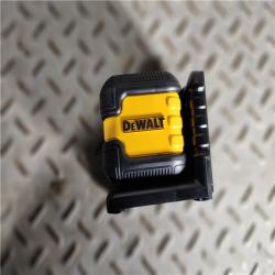 HOUSTON LOCATION - AS-IS (APPEARS LIKE NEW) DEWALT 55 ft. Green Self-Leveling Cross Line Laser Level with (2) AA Batteries & Case