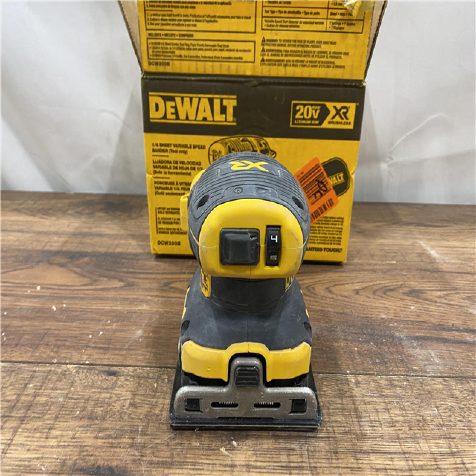 AS IS DEWALT 20V MAX XR Brushless Cordless 1/4 Sheet Variable Speed Sander (Tool Only)