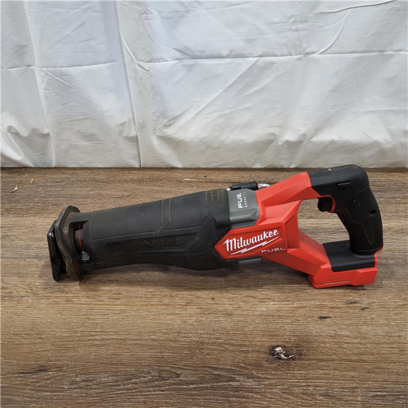 AS-IS Milwaukee M18 18V Fuel Sawzall 1-1/4  Reciprocating Saw Cordless Lithium-Ion Brushless 2821-20