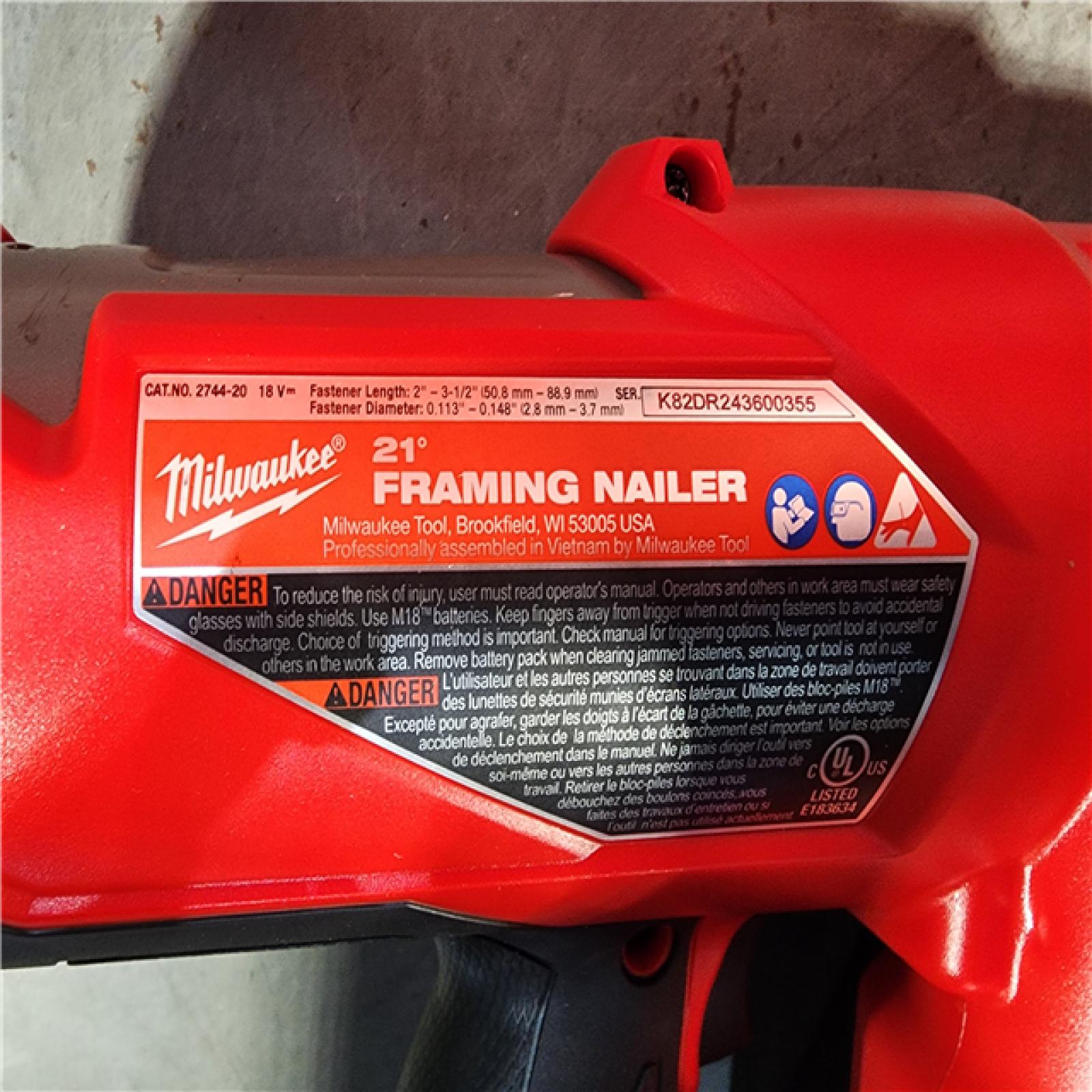 HOUSTON LOCATION - AS-IS (APPEARS LIKE NEW) Milwaukee 2744-20 M18 FUEL 21-Degree Cordless Framing Nailer (Tool Only)