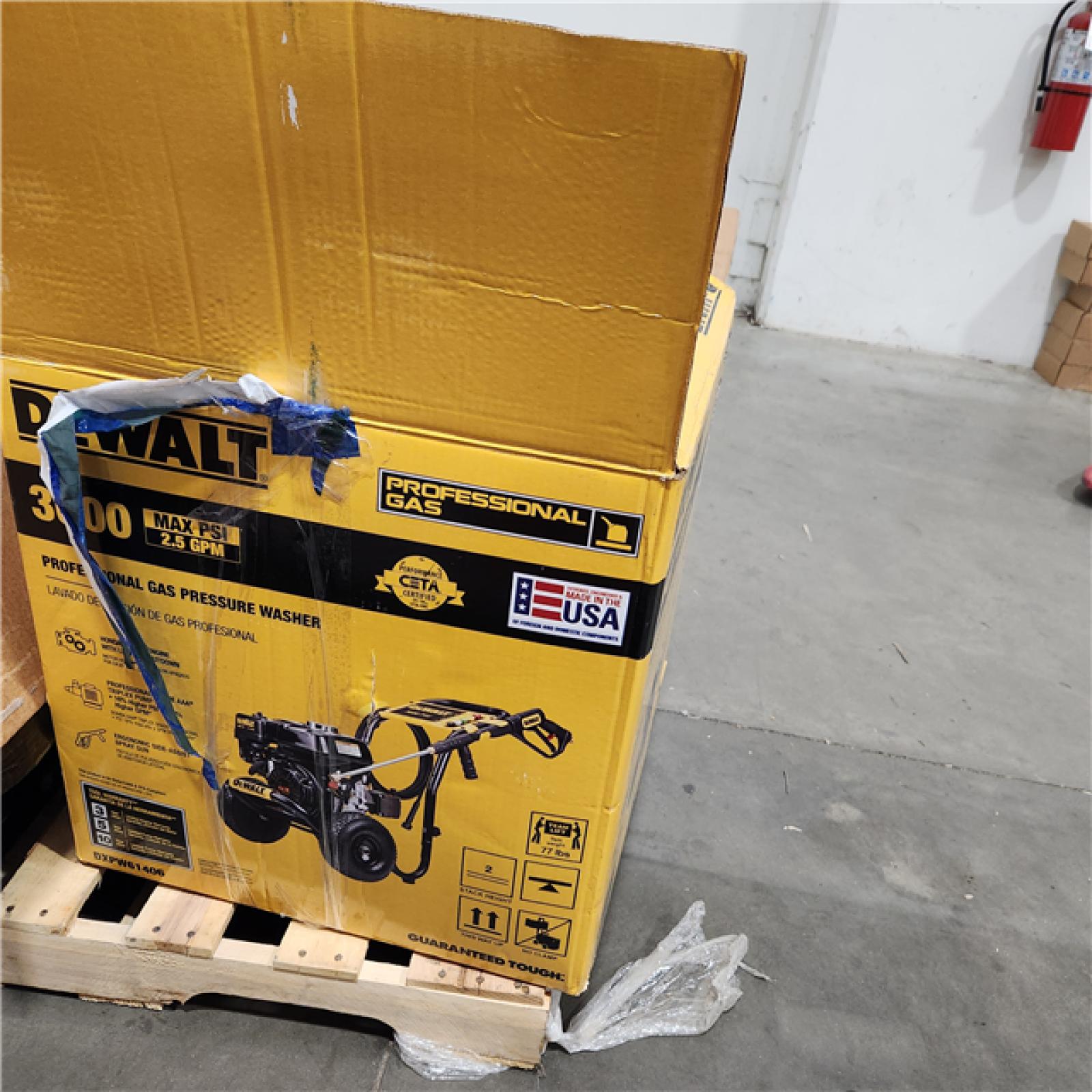 Dallas Location - As-Is DeWalt DXPW61406 3600 PSI 2.5 GPM Cold-Water Gas