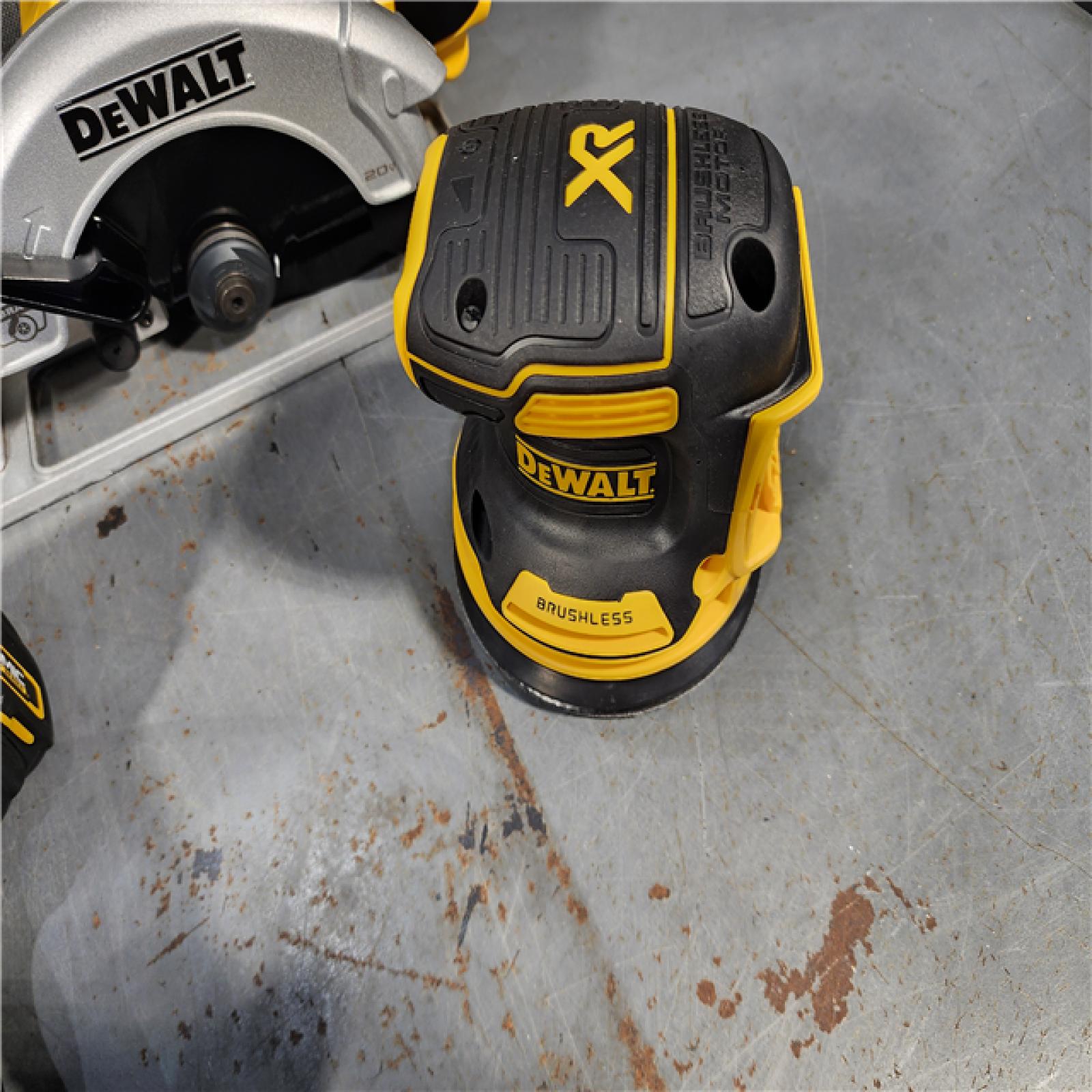 HOUSTON LOCATION - AS-IS (APPEARS LIKE NEW) Dewalt 20-Volt MAX ToughSystem Lithium-Ion 6-Tool Cordless Combo Kit