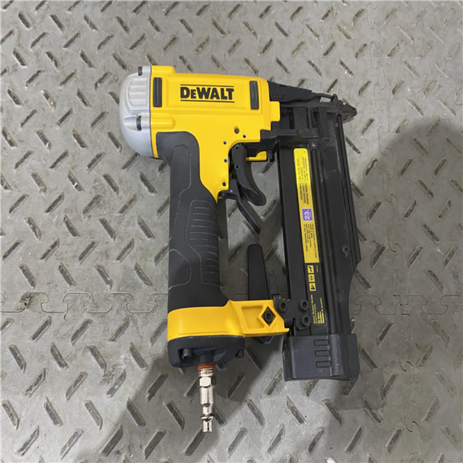 Houston location AS-IS Dewalt-DWFP2350K 23 GA Pin Nailer