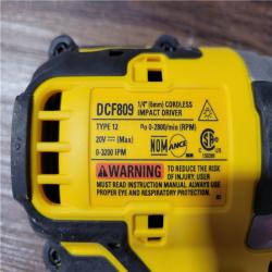 CALIFORNIA USED DEWALT BRUSHLESS 4-TOOL COMBO KIT (2 BATTERIES, 1 CHARGER, AND BAG INCLUDED)