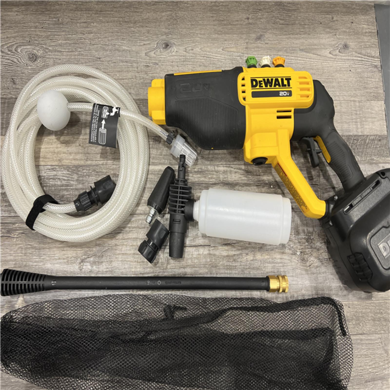 AS-IS Dewalt 20V 550 PSI  1 GPM Cordless Power Cleaner W/ 4 Nozzles Tool-Only DCPW550B