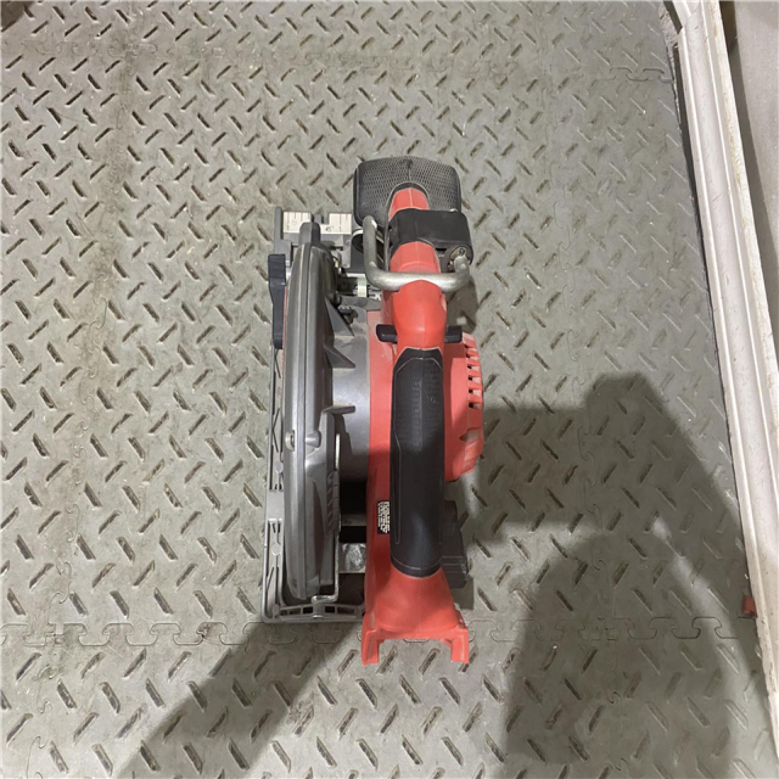 Houston location AS-IS MILWAUKEE M18 FUEL 18V Lithium-Ion Brushless Cordless 6-1/2 in. Circular Saw (Tool-Only)