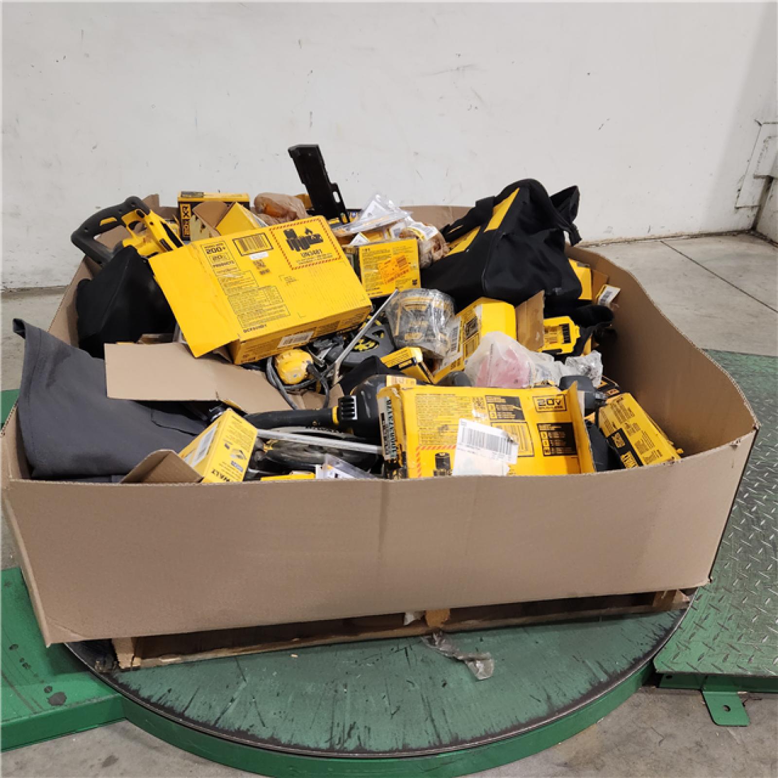 Dallas Location - As-Is DEWALT Tool Pallet