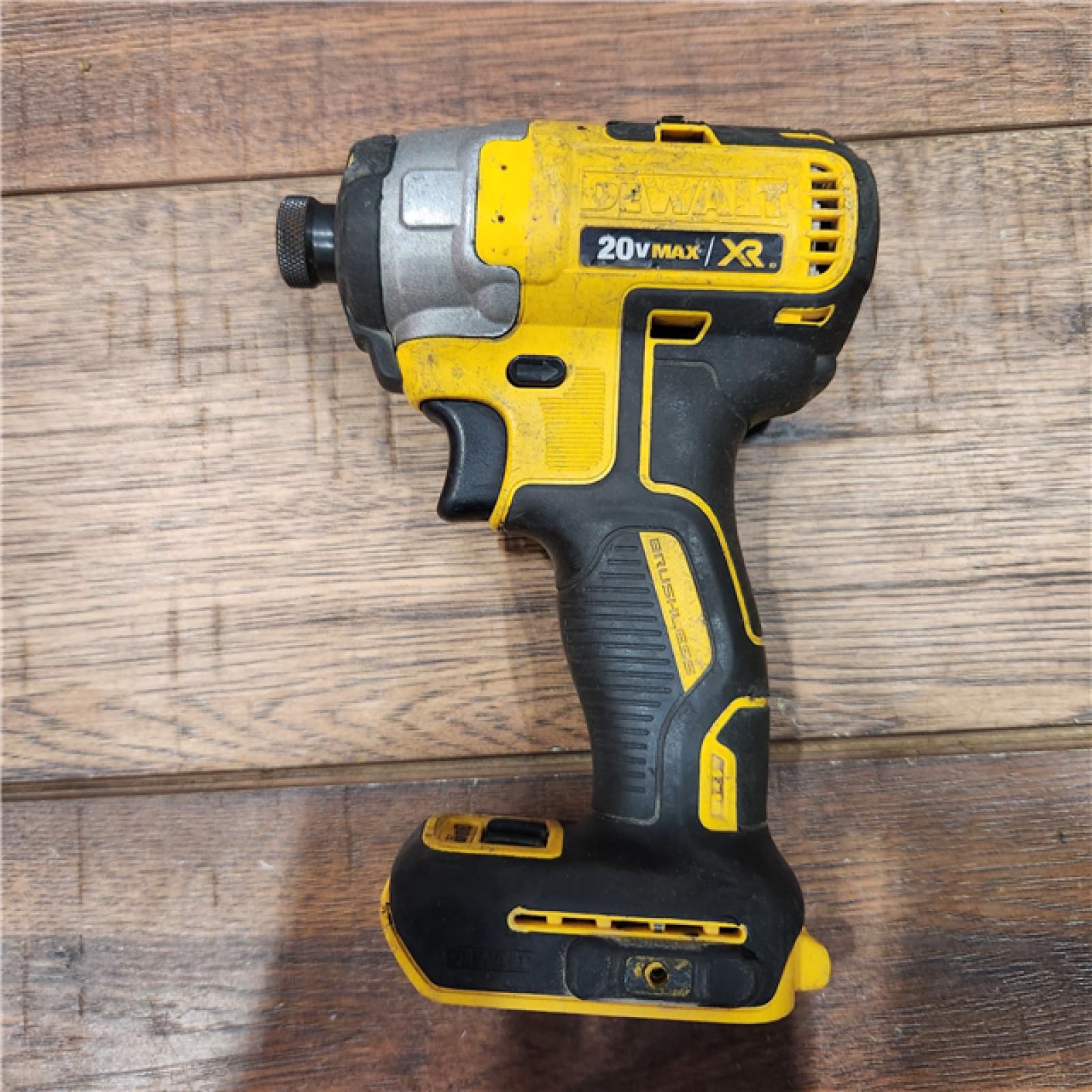 AS-IS DEWALT 20-Volt Maximum XR Cordless Brushless 1/4 in. 3-Speed Impact Driver (Tool-Only)