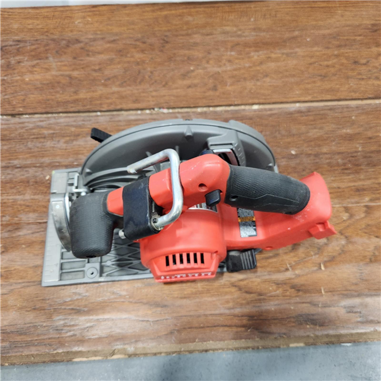 AS-IS Milwaukee M18 7-1/4  18V Brushless Circular Saw 2631-20 (Bare Tool)