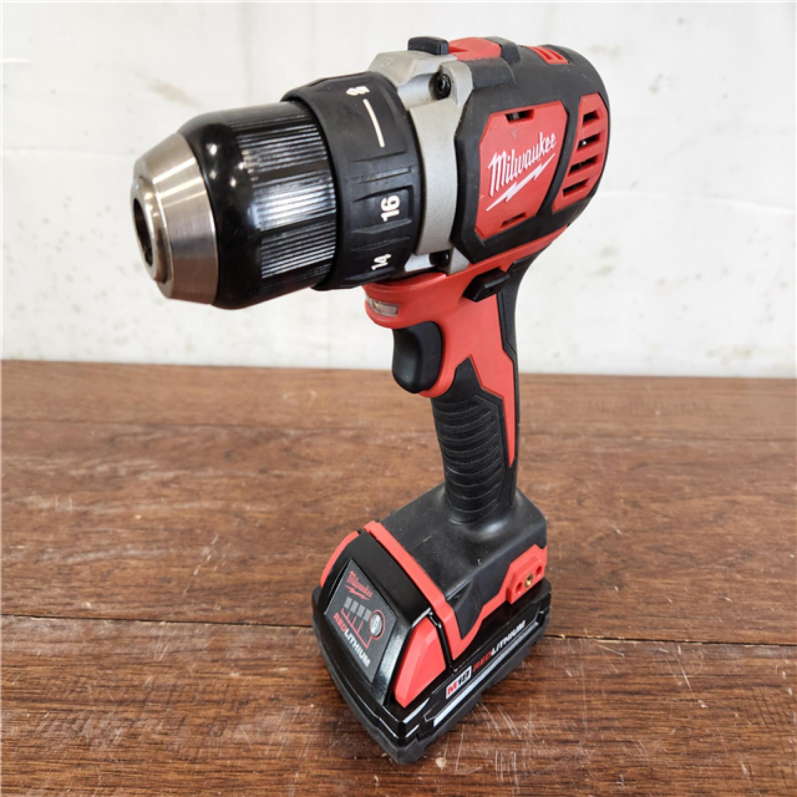 AS-IS Milwaukee M18 18-Volt Lithium-Ion Cordless 1/2 in. Drill Driver Kit