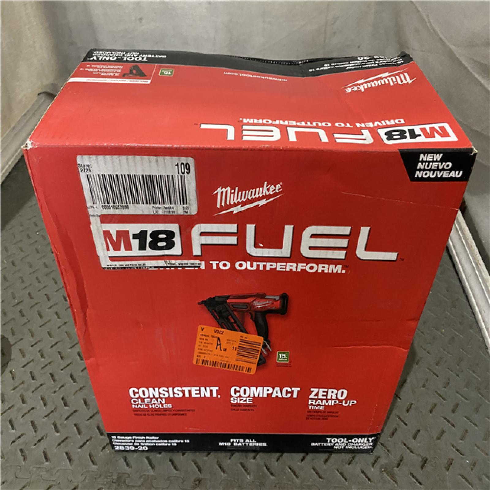 Houston location AS-IS Milwaukee 2839-20 M18 FUEL 15 Ga. 18 Volt Brushless Angled Finish Nailer