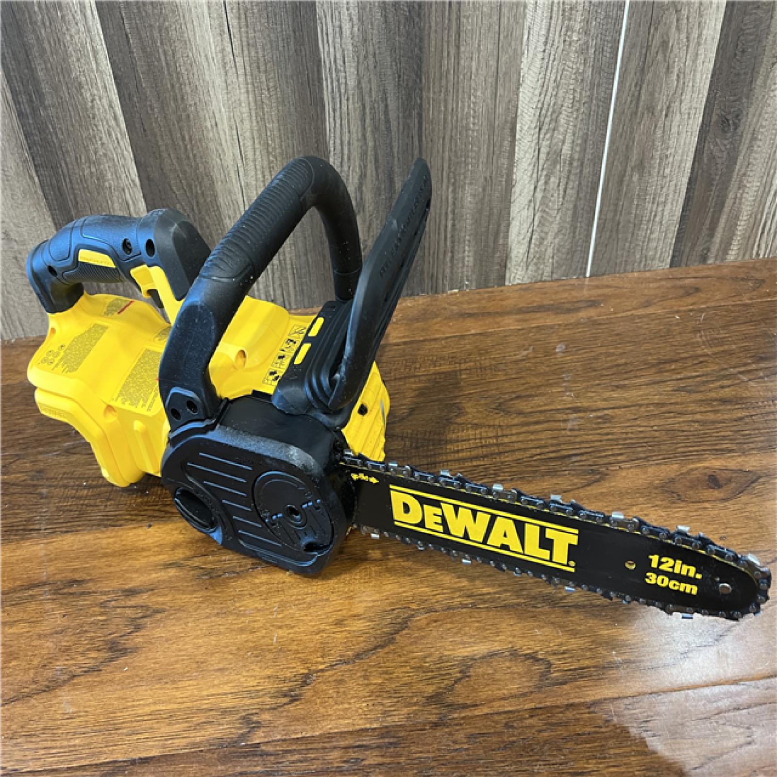 AS-IS Dewalt 7605686 12 in. 20V Battery Powered Chainsaw