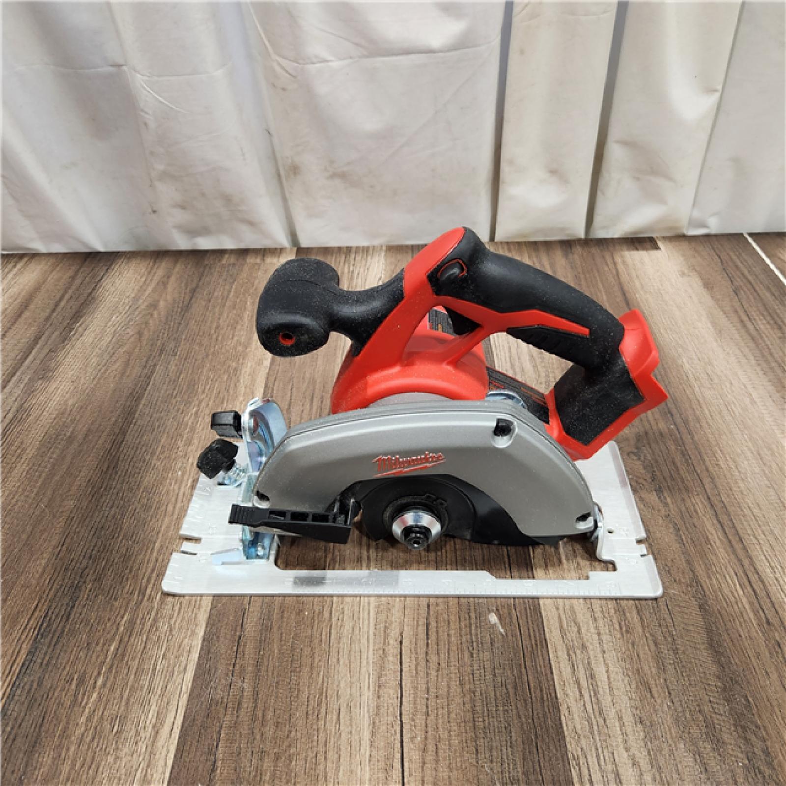 AS IS Milwaukee 2630-20 M18 Cordless 6-1/2 Circular Saw Bare Tool Only - All