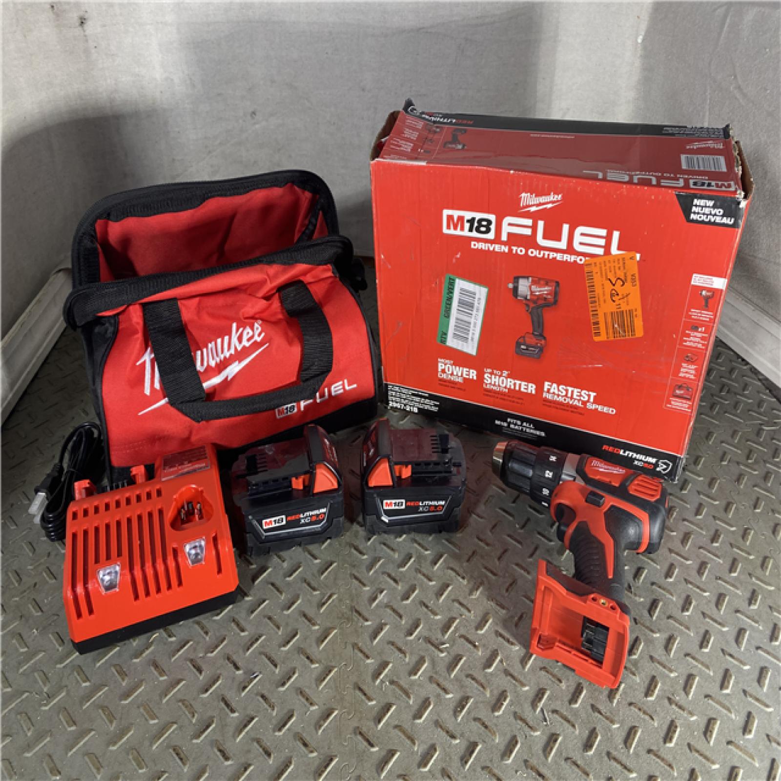 HOUSTON LOCATION - AS-IS Milwaukee M18 FUEL 1/2 High Torque Impact Wrench with Friction Ring Kit