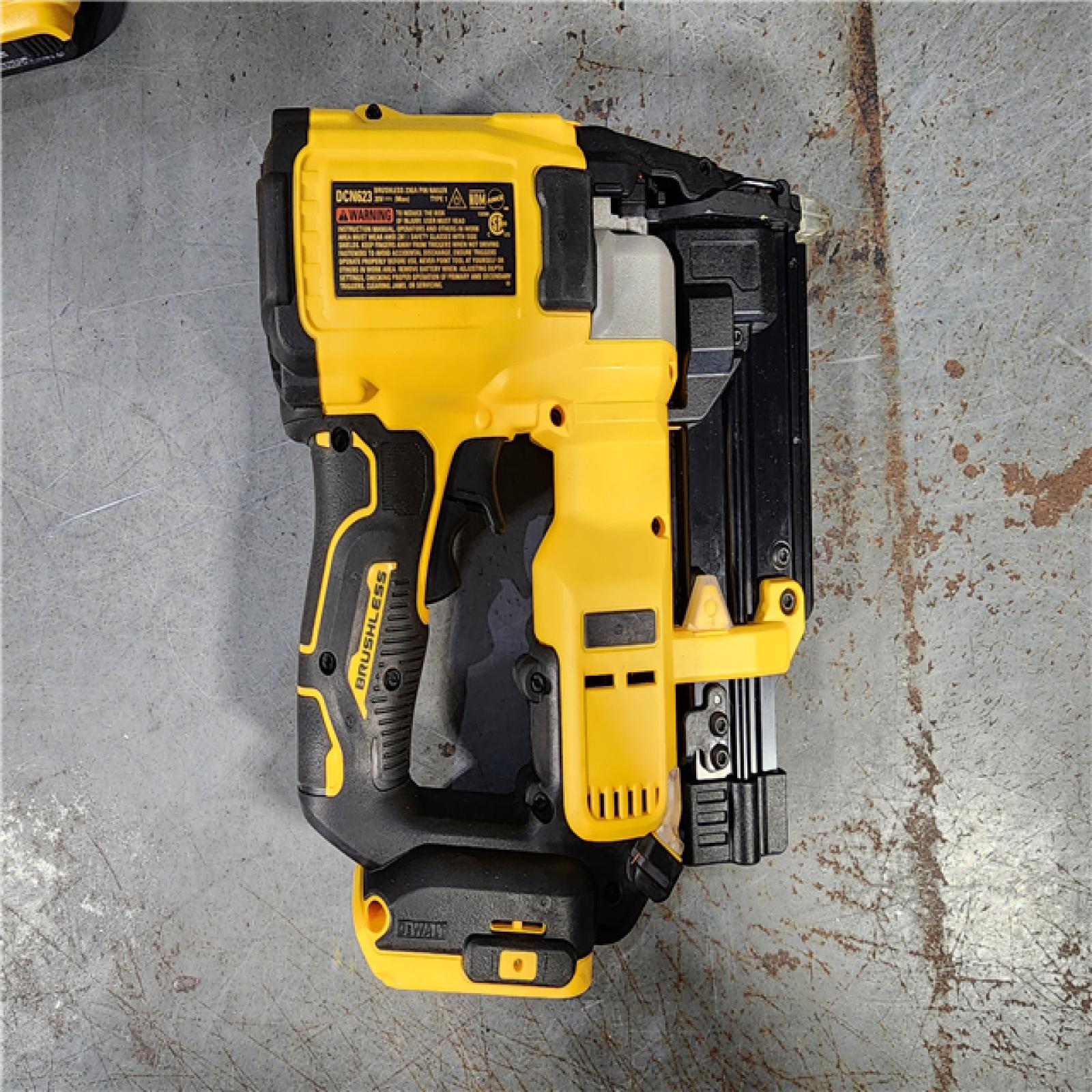 HOUSTON LOCATION - AS-IS DEWALT ATOMIC 20V MAX Lithium Ion Cordless 23 Gauge Pin Nailer Kit with 3.0Ah Battery and Charger