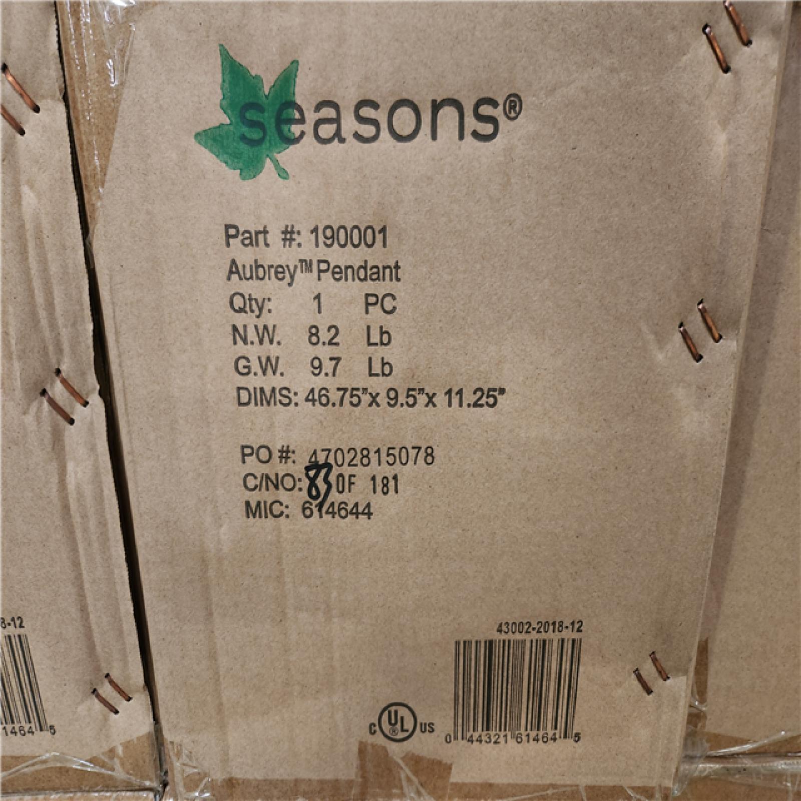 Phoenix Location NEW Seasons Light Fixture 5 Bulbs Aubrey Pendant Pallet (16 Boxes)