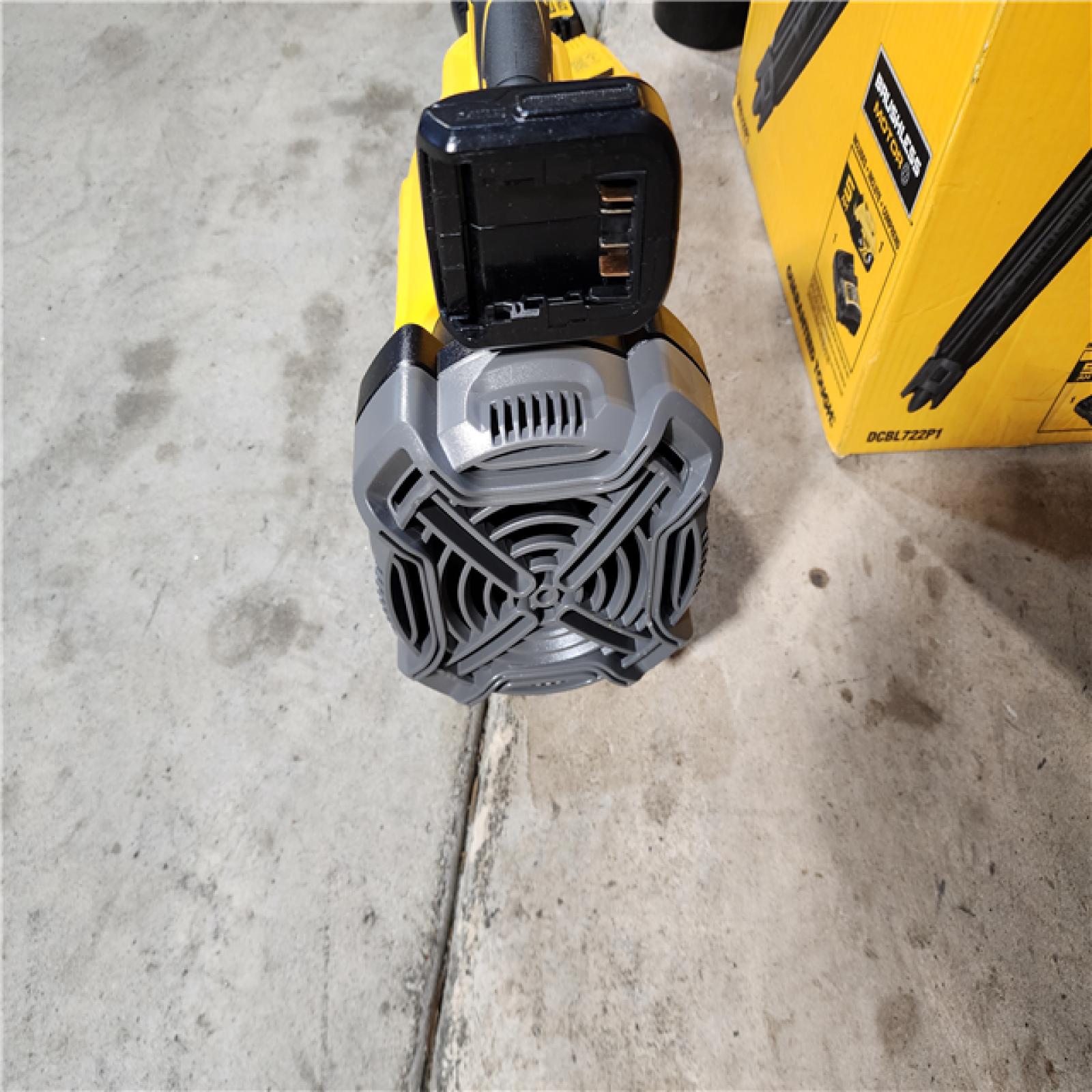 HOUSTON LOCATION - AS-IS DEWALT 20V MAX Brushless Cordless Handheld Axial Leaf Blower Kit