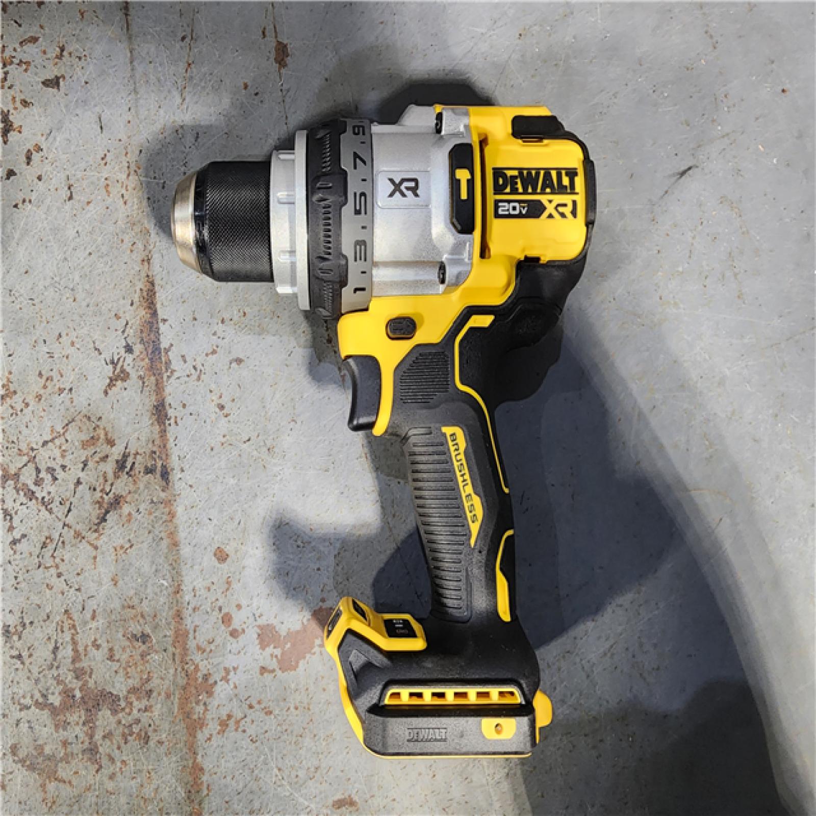 HOUSTON LOCATION - AS-IS (APPEARS LIKE NEW) DEWALT 20V XR Lithium-Ion Cordless Hammer Drill Kit with FLEXVOLT 9.0 Ah Battery, Charger and Kit Bag