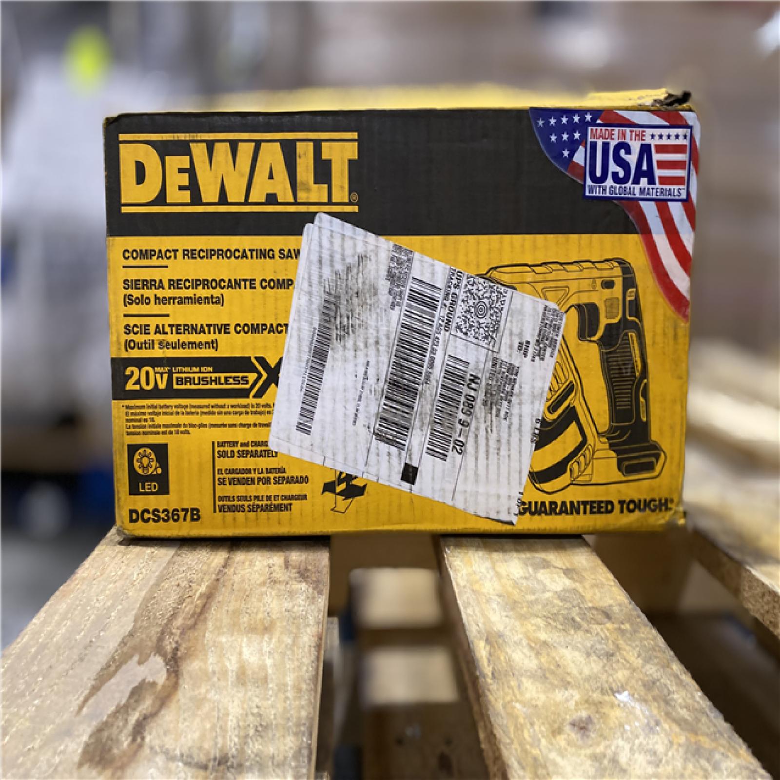 NEW! - DEWALT 20V MAX XR Cordless Brushless Compact Reciprocating Saw (Tool Only)