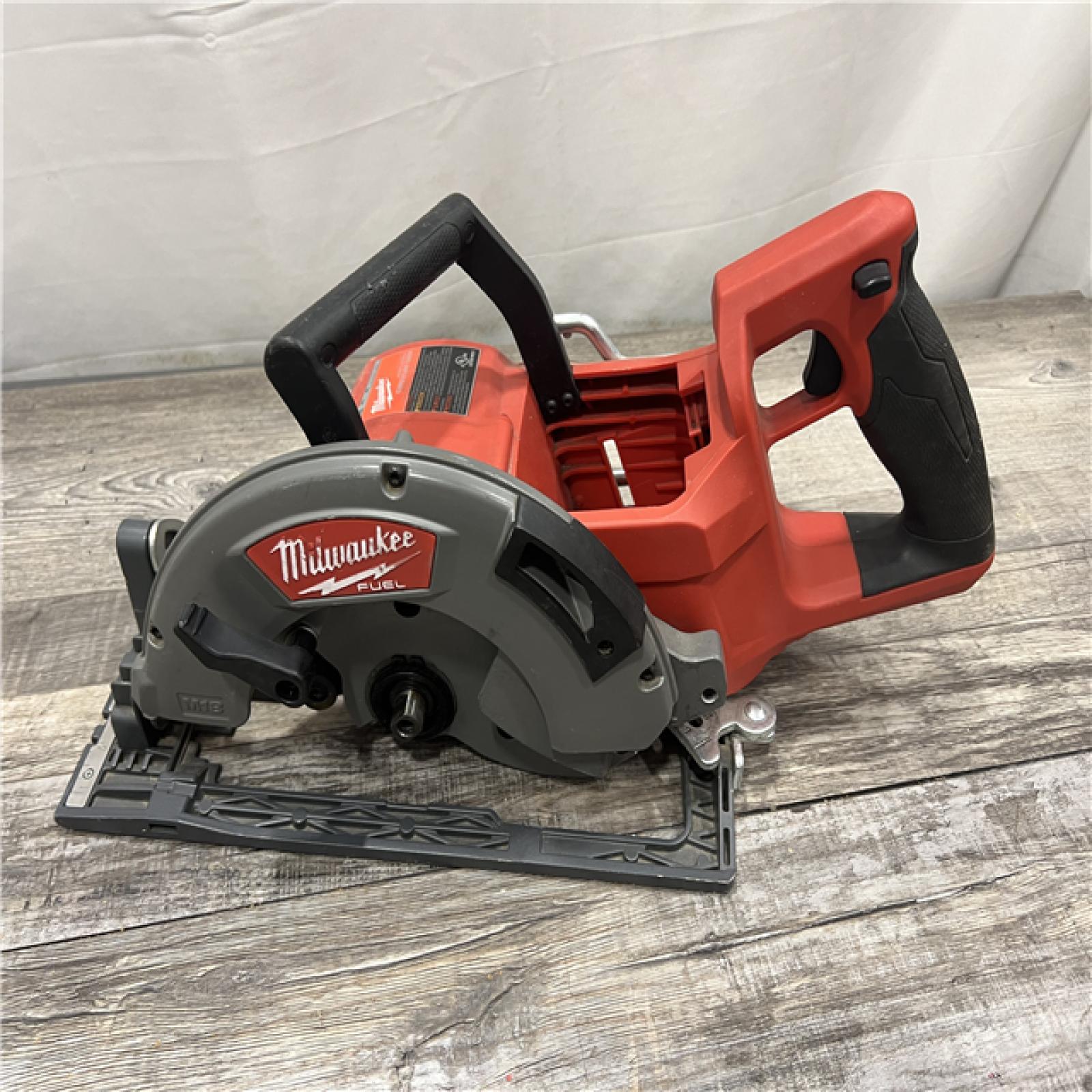 AS-IS Milwaukee 2830-20 Rear Handle Circular Saw M18 FUEL 7-1/4  Cordless Brushless Tool Only