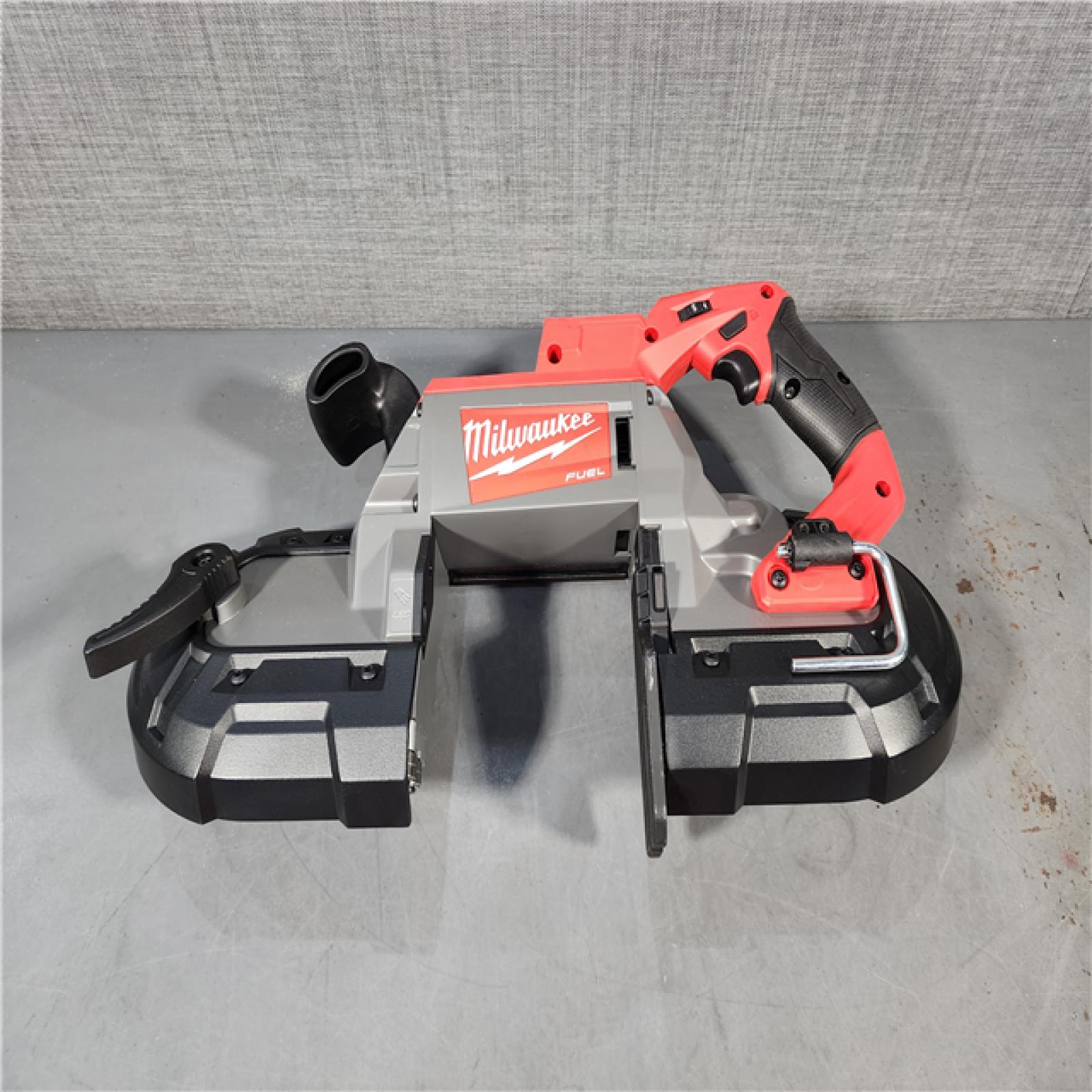 HOUSTON LOCATION - AS-IS Milwaukee 2729-20 - M18 Fuel 18V Cordless Brushless Band Saw (TOOL ONLY)