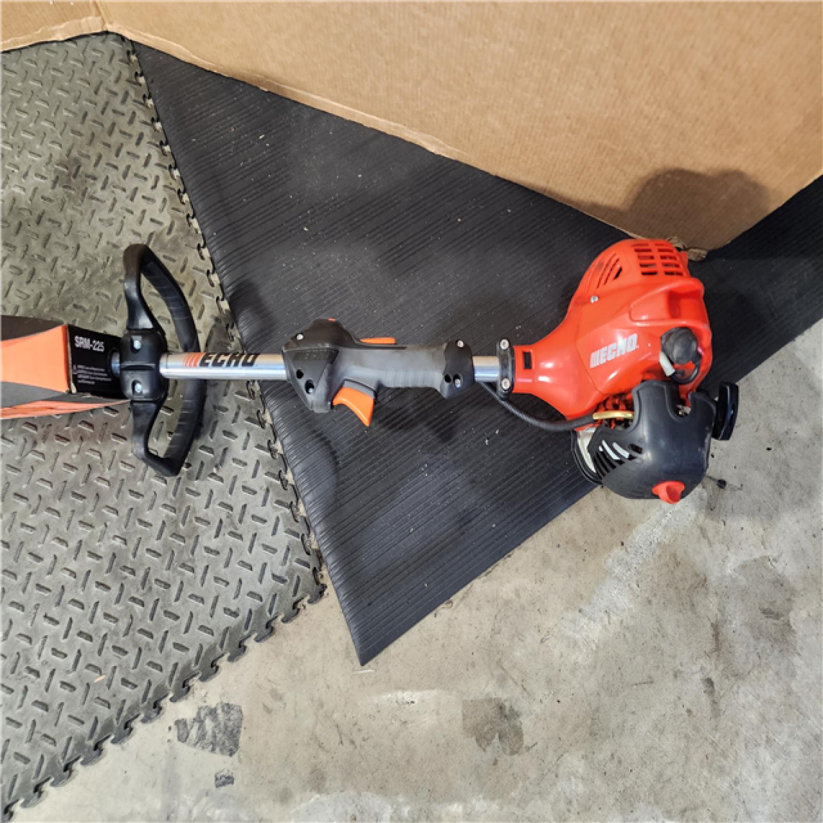 HOUSTON LOCATION - AS-IS Echo SRM-225 21.2cc 2 Stroke Fuel Efficient Durable Gas Straight Shaft Trimmer
