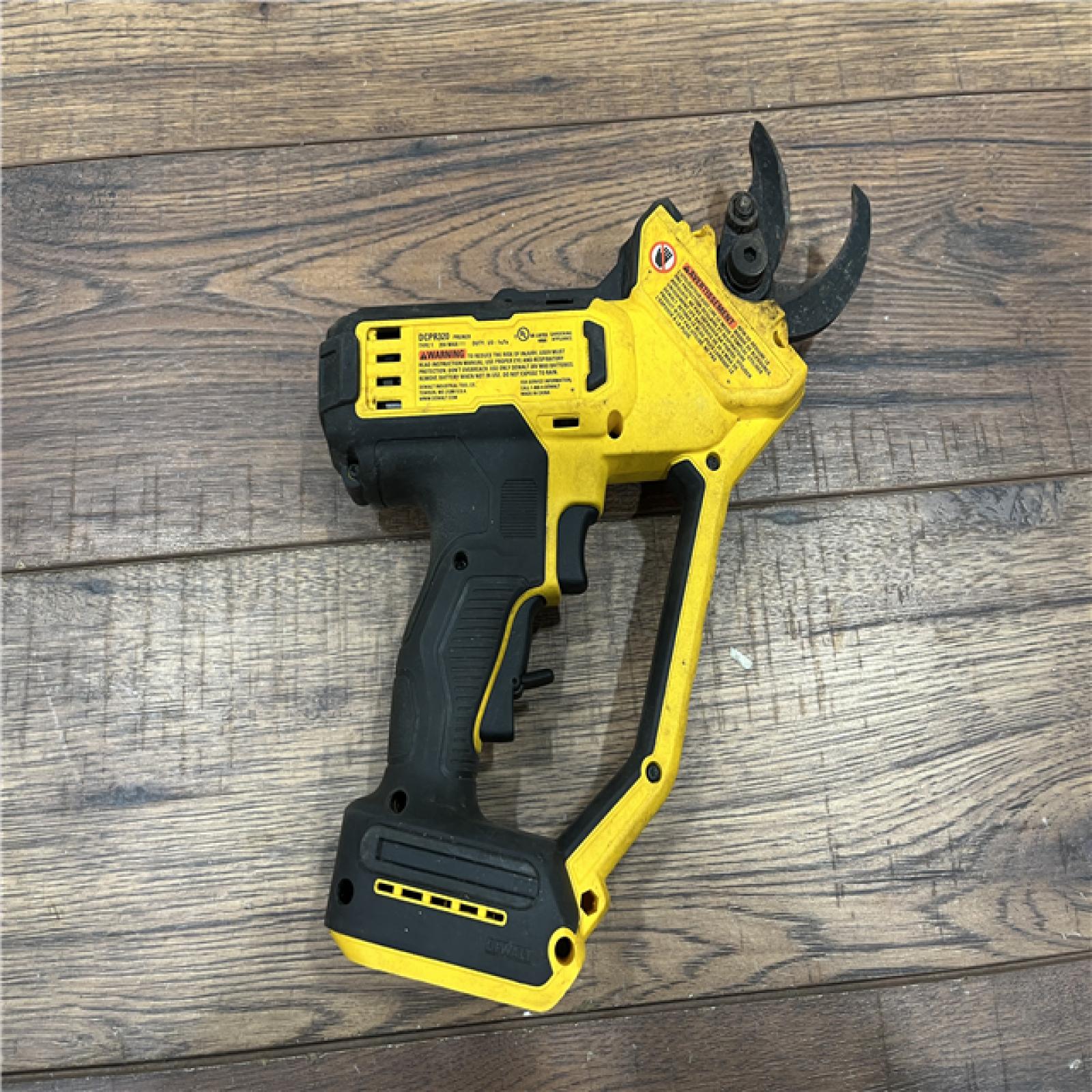 AS-IS DeWalt Cordless Pruner ( TOOL ONLY )