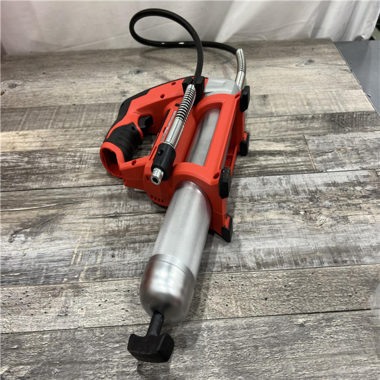 AS-IS MILWAUKEE M12 Cordless LITHIUM-ION Grease Gun