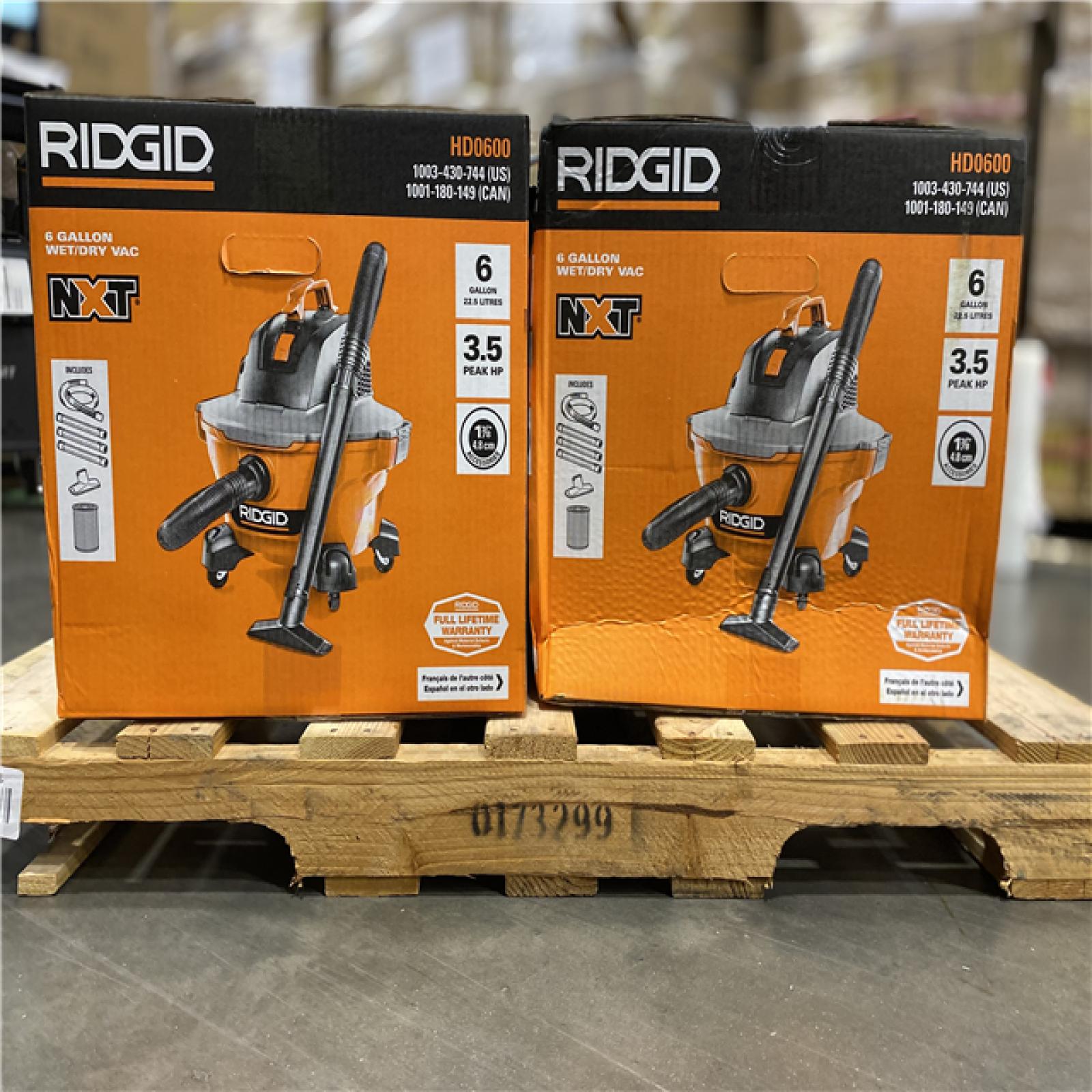 DALLAS LOCATION - RIDGID 6 Gallon 3.5 Peak HP NXT Shop Vac Wet Dry Vacuum with General Debris Filter, Locking Hose and Accessory Attachments- (3 UNITS)